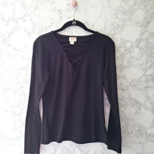 Mossimo | Strappy V Neck Fitted Shirt Sz Large